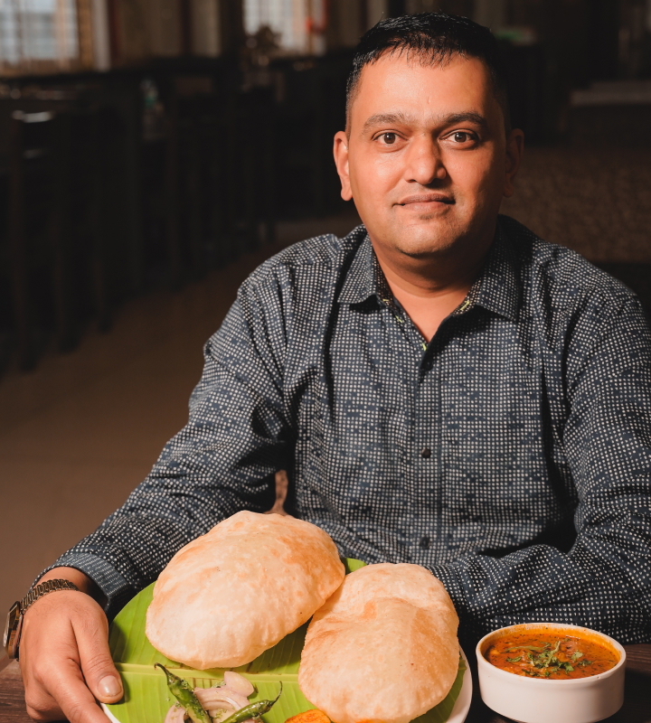 Vijay Rao Assistant G M Paakashala veg restaurants