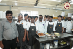 Team photo with Paakashal kitchen crew